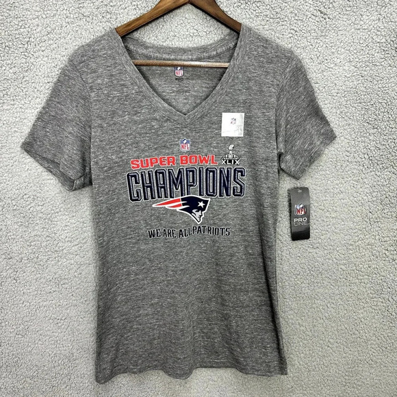 NFL Tops - New England‎ Patriots ShirtWomens Large NFL Pro Line Super Bowl Champions NWT